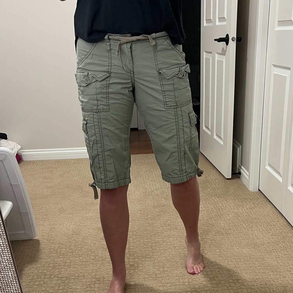 Urban Heritage Sage Cargo Shorts